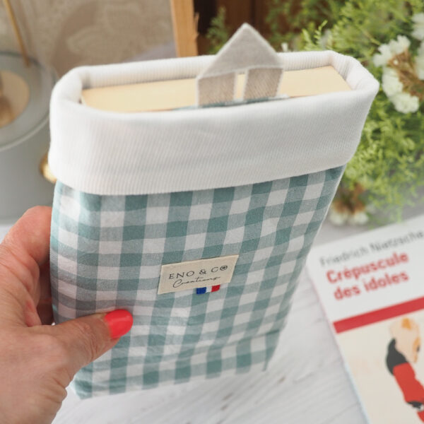 Pochette à livres vichy vert d'eau